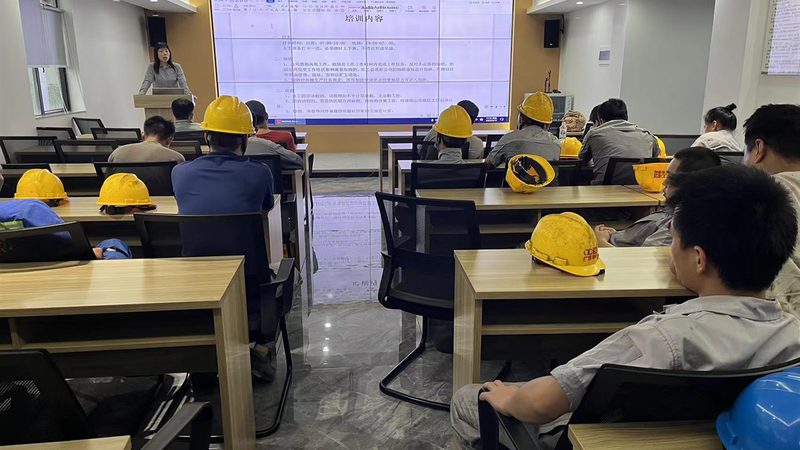 企业内训成本构成解析：揭秘小企业内训费用之谜